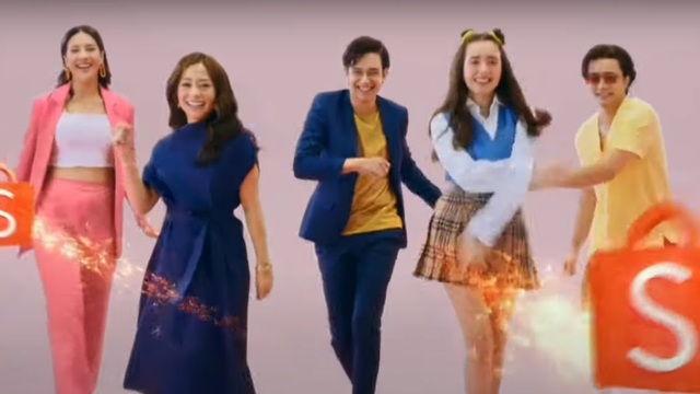 Model dan Dunia Iklan Fashion